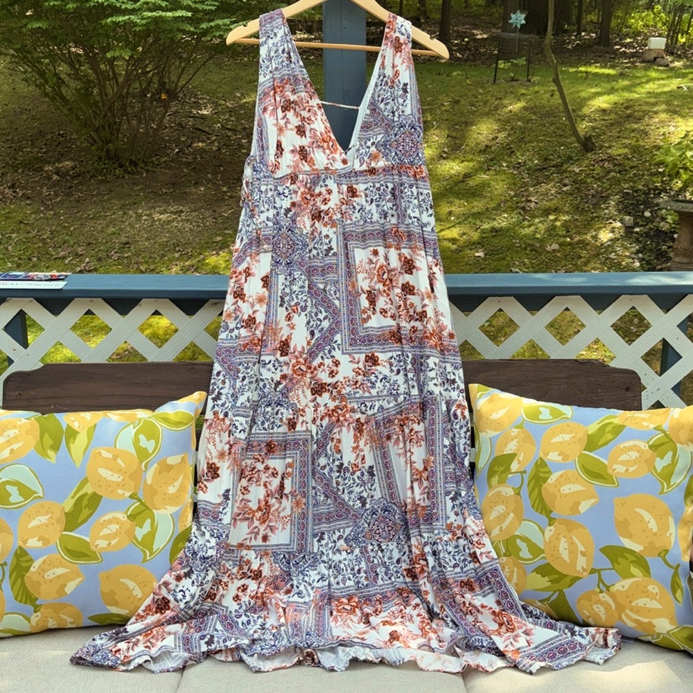 Lulu’s On You Paisley Maxi Dress